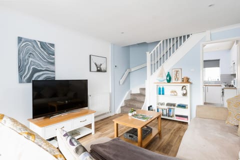 Parkland House by Grandeur Property House in Poole