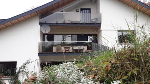 RELAX in der Natur 2 Zimmer Apartment - im Grünen - Ruhelage Apartment in Vorarlberg, Austria