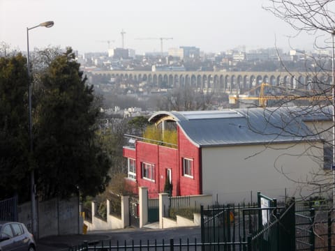 Property building, Day, City view