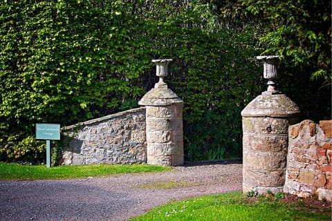The Head Gardeners Cottage, Dunbar House in Scotland