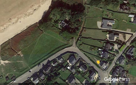 TY KERLUZ - Vue Mer et Plage à 80m House in Locquirec