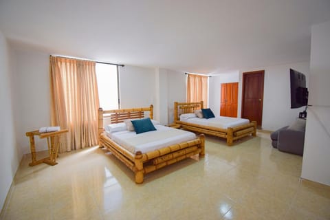 Bed, Photo of the whole room, Bedroom, fireplace