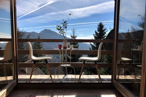 Balcony/Terrace, Seating area, Autumn, Landmark view, Mountain view
