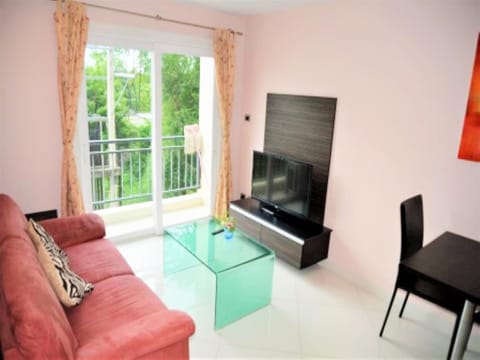 TV and multimedia, Seating area
