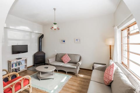 TV and multimedia, Seating area