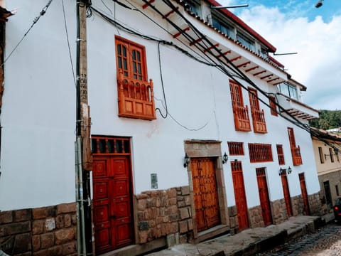 Property building, Facade/entrance