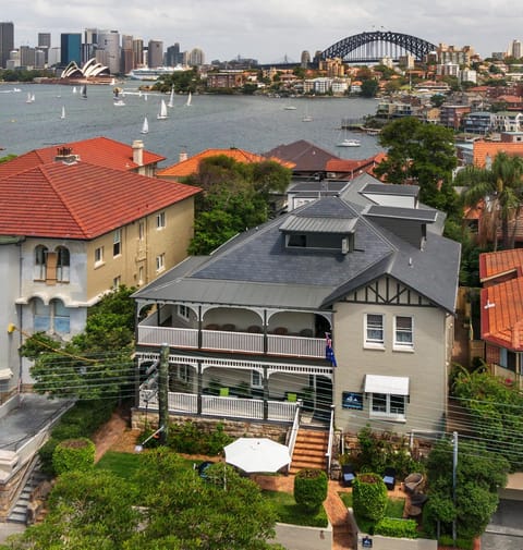 Property building, Property building, Day, Neighbourhood, On site