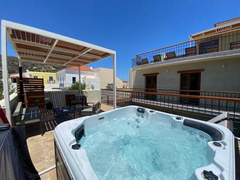Hot Tub, Balcony/Terrace
