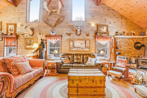 The Bear Lodge House in Indian Lake