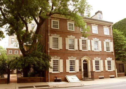 Property building, Facade/entrance