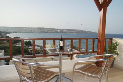 View (from property/room), Balcony/Terrace