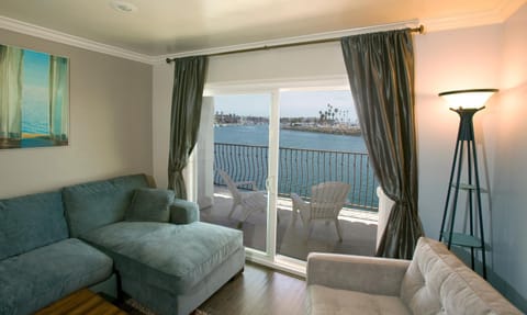 Oceanside Marina Suites - A Waterfront Hotel Hotel in Oceanside