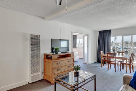 Oceanside Marina Suites - A Waterfront Hotel Hotel in Oceanside