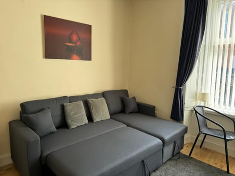 105 Nelson Street Apartment in England