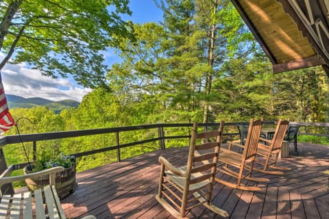 Sky Valley Home with Stunning Views - 1 Mi to Resort House in Sky Valley