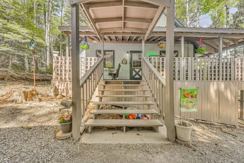 Quaint Cloudcroft Cabin with Stunning Forest Views! Cabin in Cloudcroft