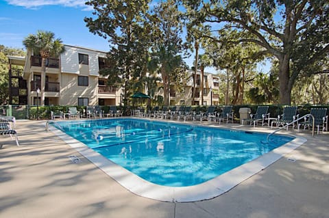 Steps to Beach, Coligny Plaza Hilton Head Condo! Apartment in North Forest Beach