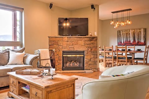 Fraser Townhome with Mtn Views - 6 Mi to Winter Park House in Fraser