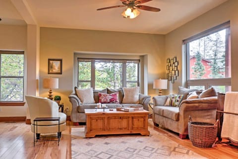Fraser Townhome with Mtn Views - 6 Mi to Winter Park House in Fraser
