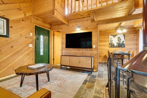 Sautee Nacoochee Mtn Paradise with Spacious Deck! House in White County