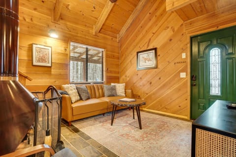 Sautee Nacoochee Mtn Paradise with Spacious Deck! House in White County