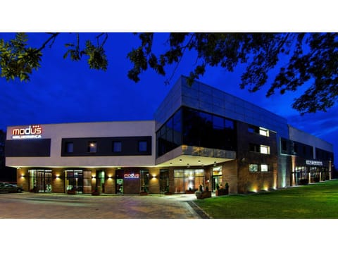 Property building, Restaurant/places to eat, Facade/entrance, Property logo or sign, Garden, View (from property/room), Other, Banquet/Function facilities, Decorative detail, Floor plan, Logo/Certificate/Sign, On site, Area and facilities