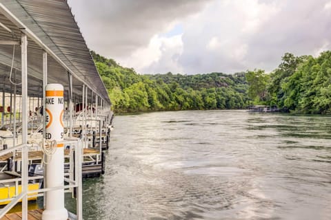 Near Branson Strip! Water-View Condo with Balcony Apartment in Branson
