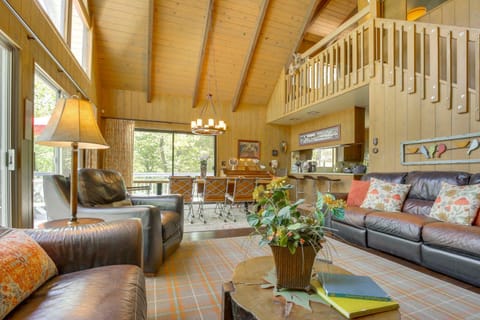 Lake Arrowhead Family Home with Game Room House in Lake Arrowhead