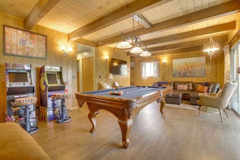 Lake Arrowhead Family Home with Game Room House in Lake Arrowhead