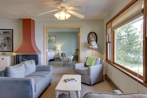 Pelican Lake Cabin Private Beach and Scenic Sunsets Cabin in Minnesota