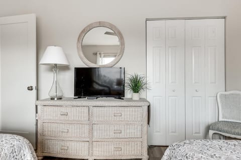 Golf Getaway with Patio in PGA National Resort! House in Palm Beach Gardens