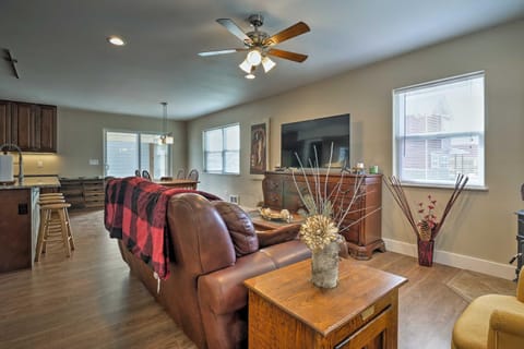 30 Mi to Crested Butte Dog-Friendly Home By River House in Gunnison