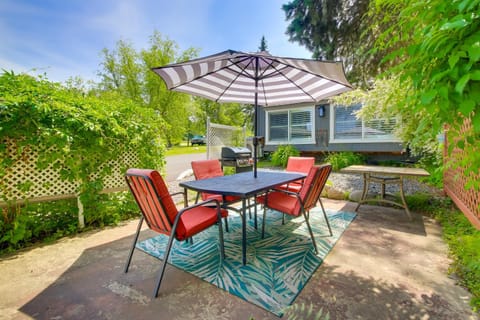 17 Mi to Schweitzer Mtn All-Season Retreat! House in Sagle