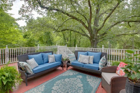 Historic Hot Springs Home Less Than 1 Mi to Oaklawn! House in Hot Springs