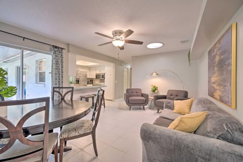 Pet-Friendly Apopka Home 30 Mi to WDW! House in Forest City