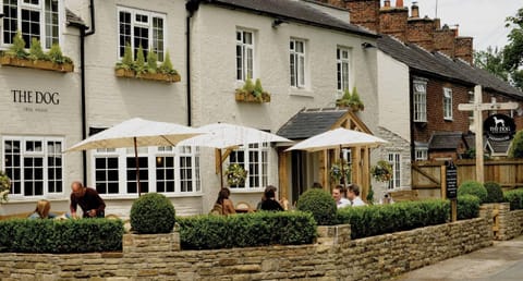 Property building, Restaurant/places to eat, Breakfast