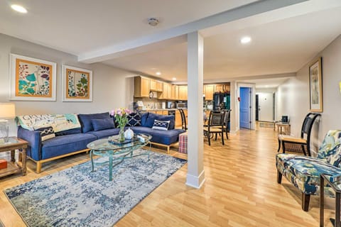 Downtown Grand Haven Apt Less Than 1 Mi to Lake Michigan Apartment in Grand Haven