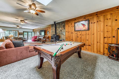 Alto Mtn Retreat on 8 Acres with Indoor Hot Tub House in Ruidoso