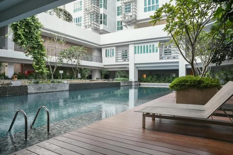 Swimming pool, sunbed