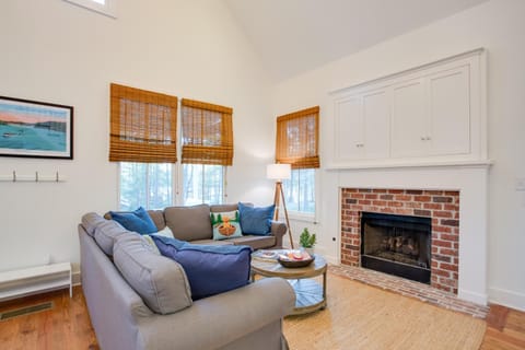 Enchanting Andersonville Home Steps to Norris Lake House in Norris Lake