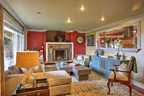 SeaTac House with Patio, 15 Mi to Downtown Seattle! House in SeaTac