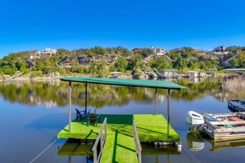 Waterfront Lake Travis Luxury Home with Large Deck! House in Briarcliff