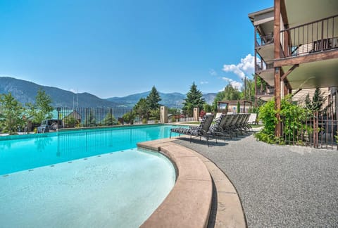 Cozy Manson Condo on Lake Chelan with Pool Access! Apartment in Manson