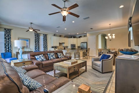 Luxe Reunion House with Private Pool Near Disney! House in Reunion