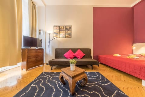 Living room, Bedroom