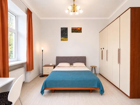 Bed, Photo of the whole room, Bedroom, wardrobe