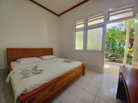 Bed, View (from property/room)