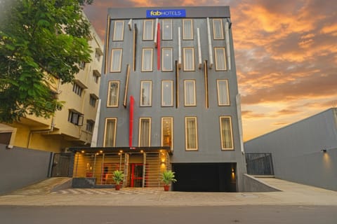 Property building, Facade/entrance