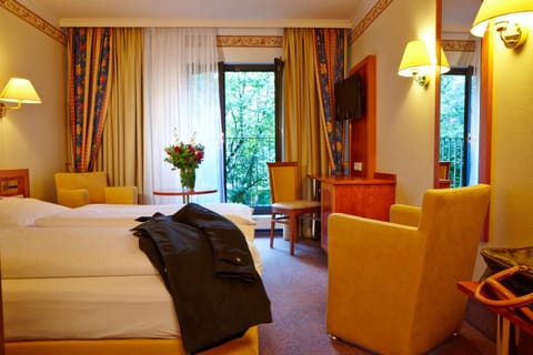 Garden, Bedroom
