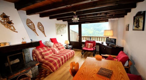 Résidence BruyÈres - Les Hauts De Planchamp - 3 Pièces pour 6 Personnes MAE-3322 Apartment in Champagny-en-Vanoise